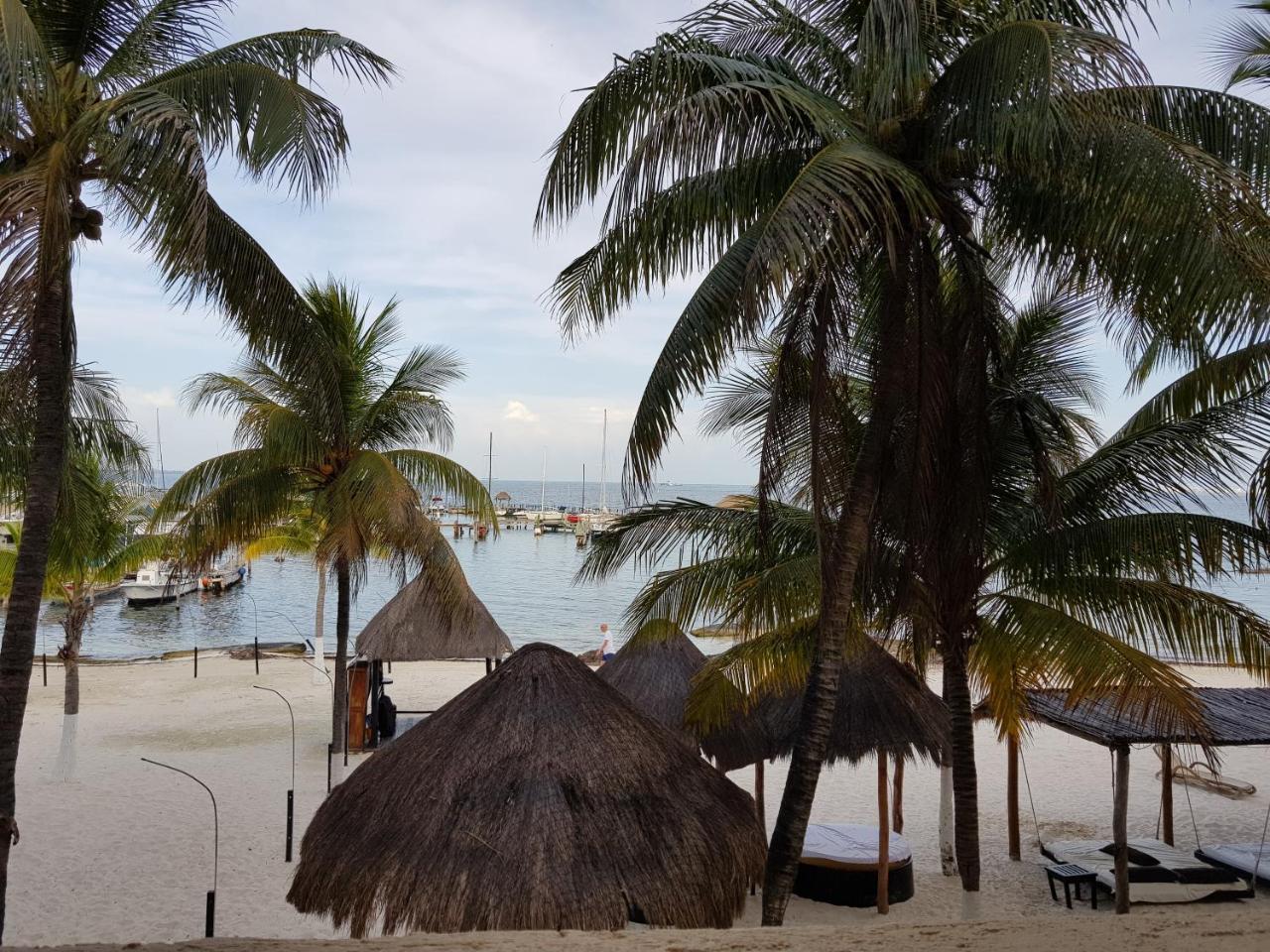 Suite Frente Al Mar Cancún Exterior foto